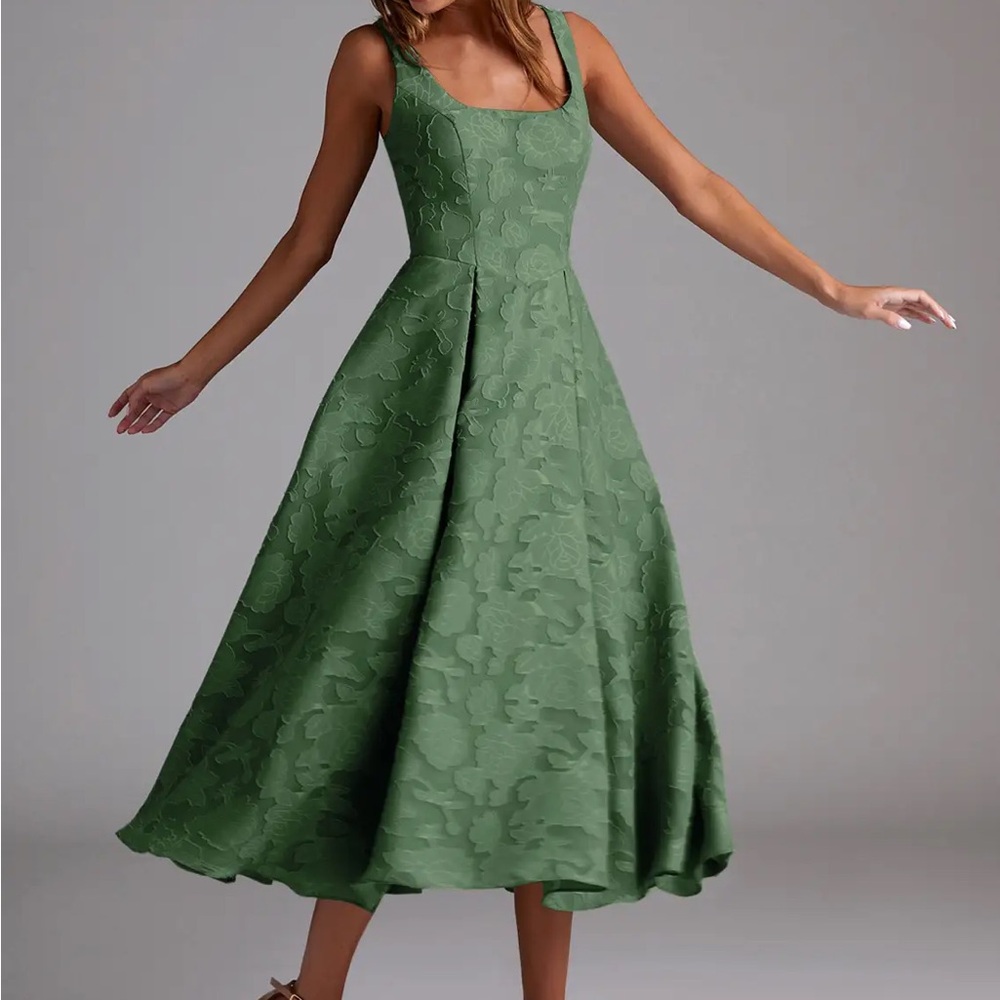 ADELIE EUCALYPTUS A-LINE MIDI DRESS - Picture 3 of 8